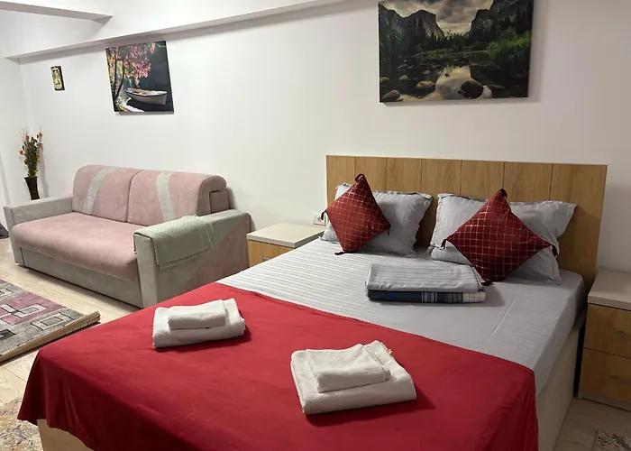 アパート Lavinia